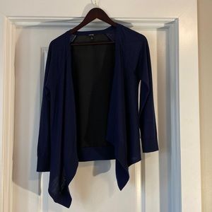 Size M cardigan Apt 9.